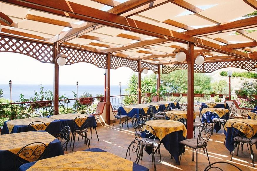 Riaci Capo Paradiso Hotel Ristorante מראה חיצוני תמונה