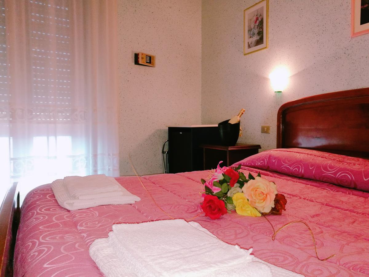 Riaci Capo Paradiso Hotel Ristorante מראה חיצוני תמונה