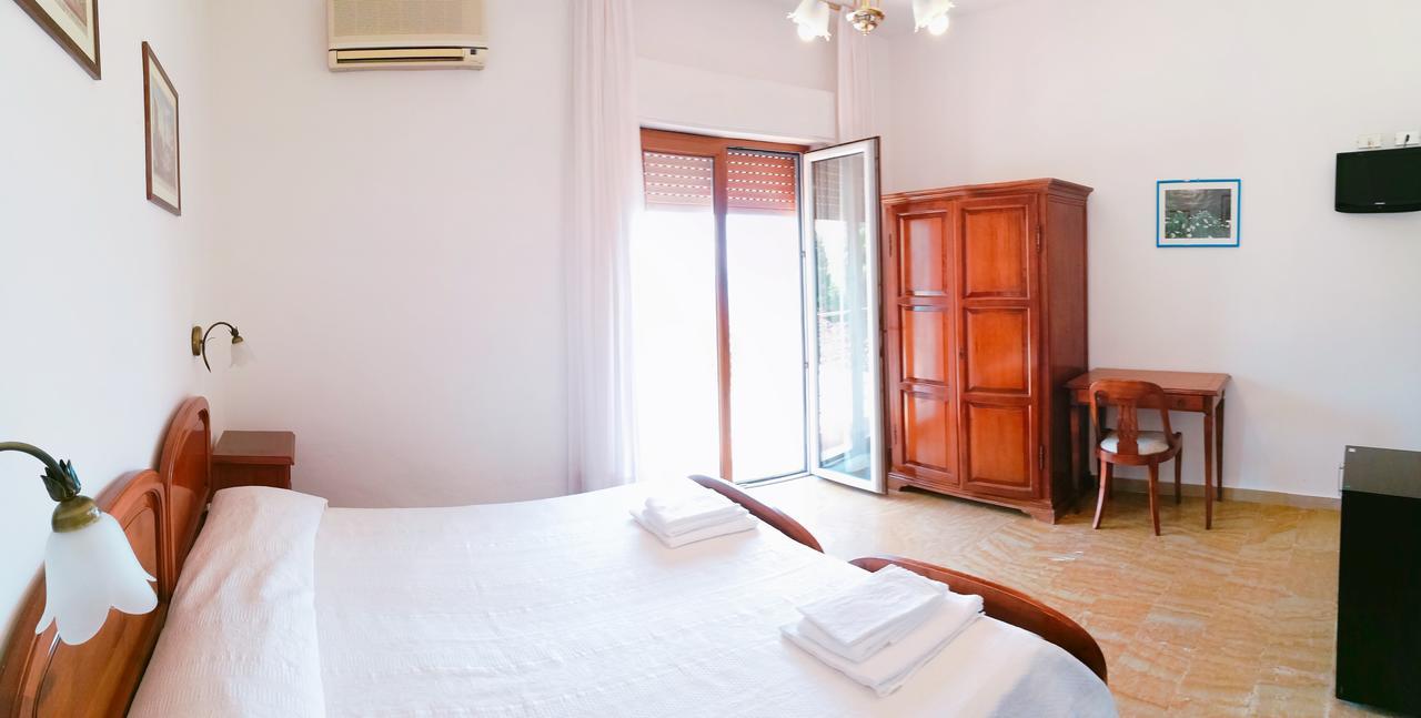 Riaci Capo Paradiso Hotel Ristorante מראה חיצוני תמונה