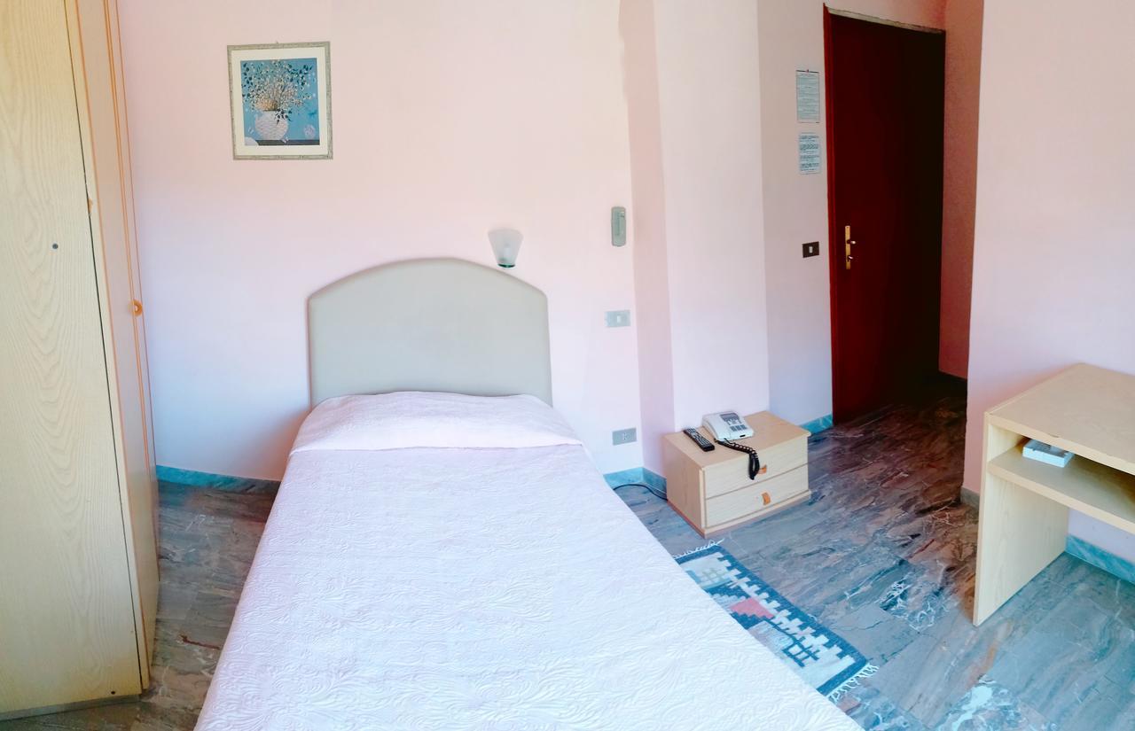Riaci Capo Paradiso Hotel Ristorante מראה חיצוני תמונה